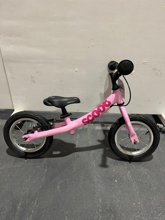 Scoot Light Pink 12” Children’s Balance Bike (Pre-Loved)