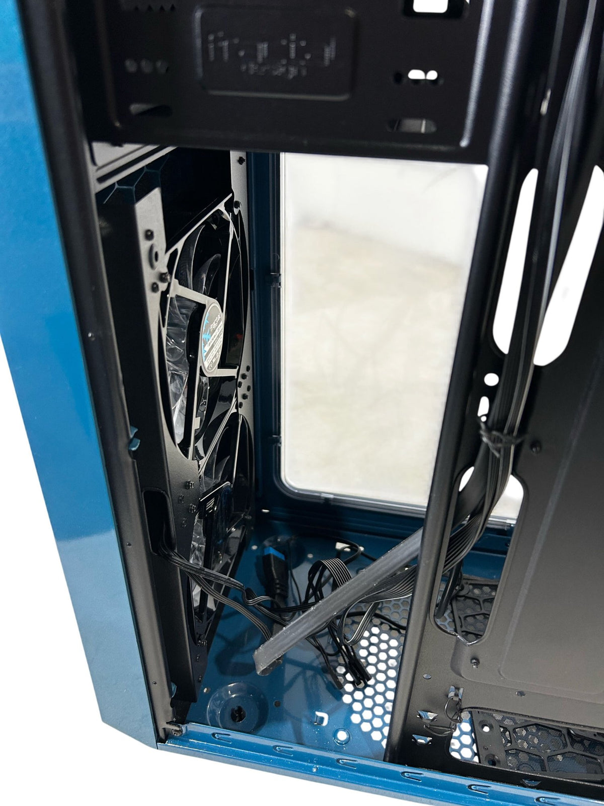 Fractal Design Core 2300 Blue Mid Tower PC Case with Dual Fans (Pre-Loved)