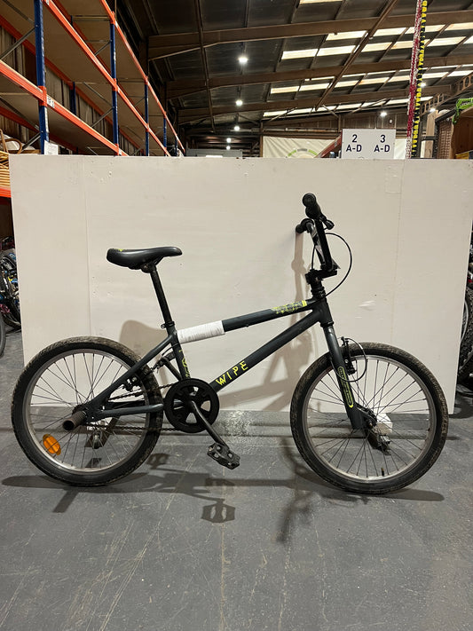 Wipe BMX Grey 20" Children's Bike (Pre-Loved)