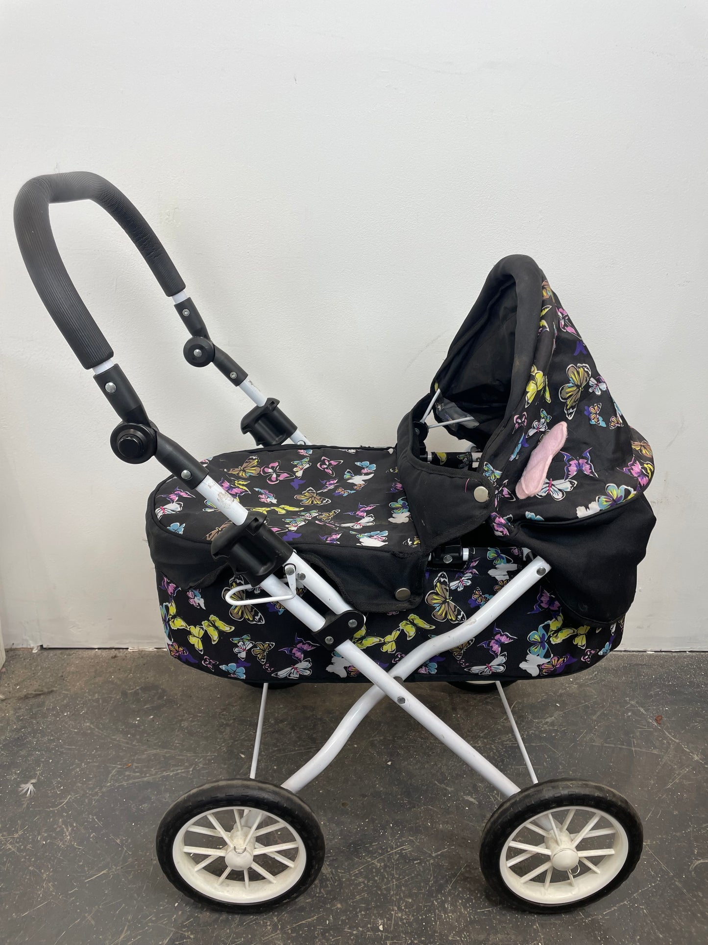 Silver Cross Doll’s Pram (Pre-loved)