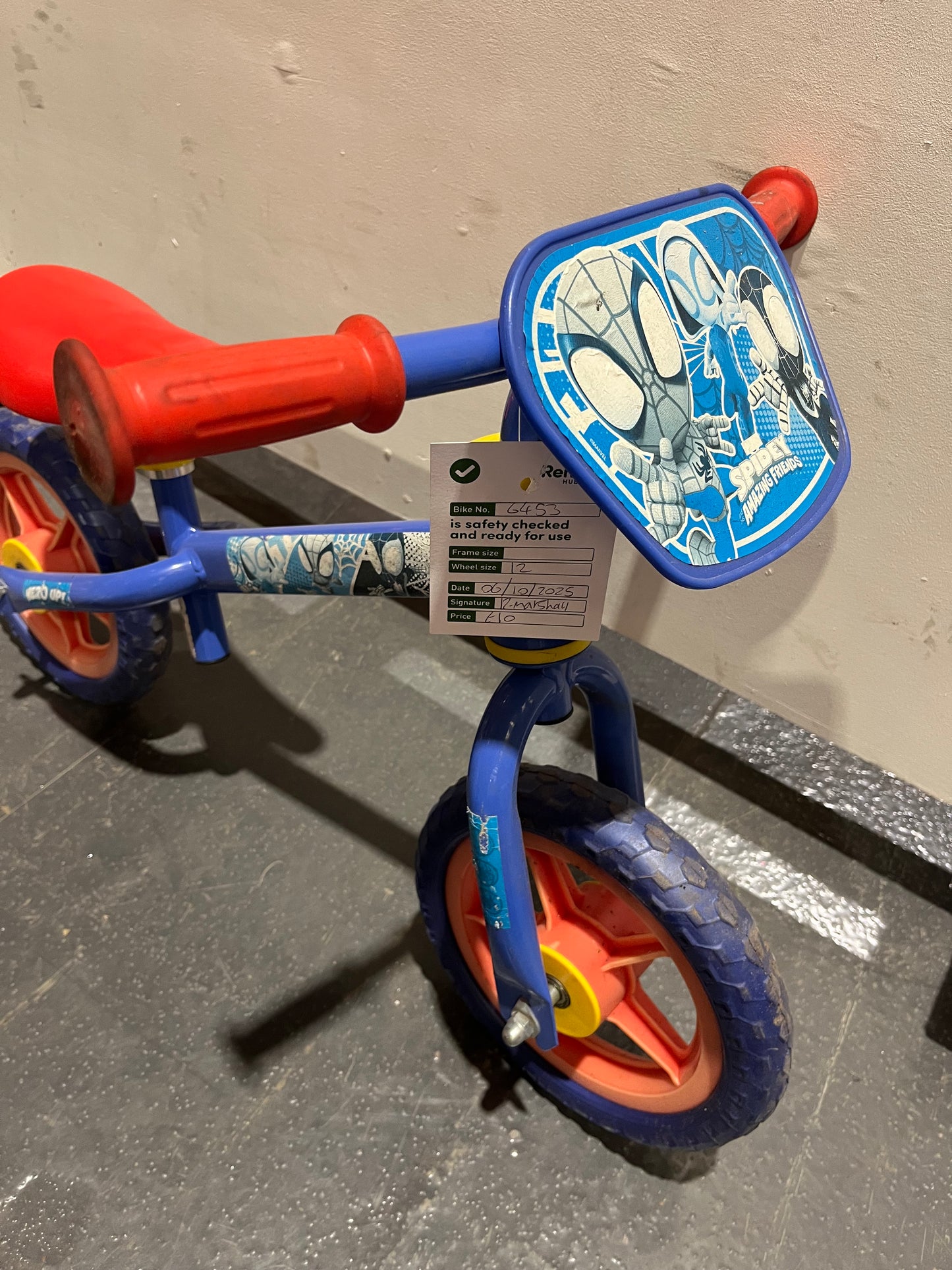 Spidey Amazing Friends Blue 12” Children’s Balance Bike (Pre-Loved)