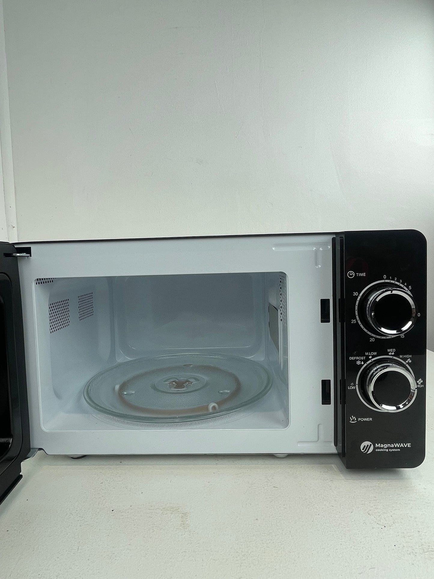 Black Tower Microwave (Pre-loved)