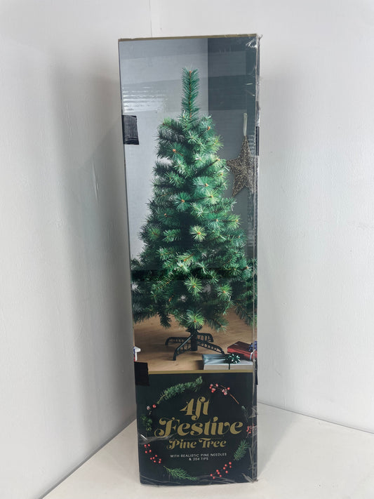 4ft Festive Pine Christmas Tree (Pre-loved)