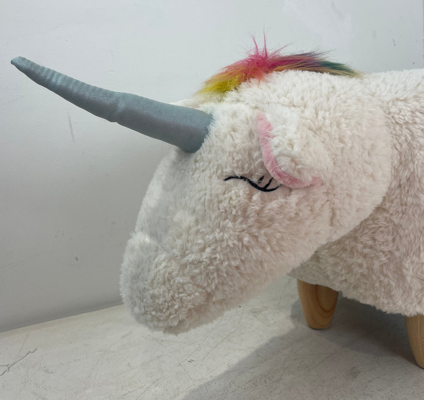 White Fluffy Unicorn Stool (Pre-Loved)