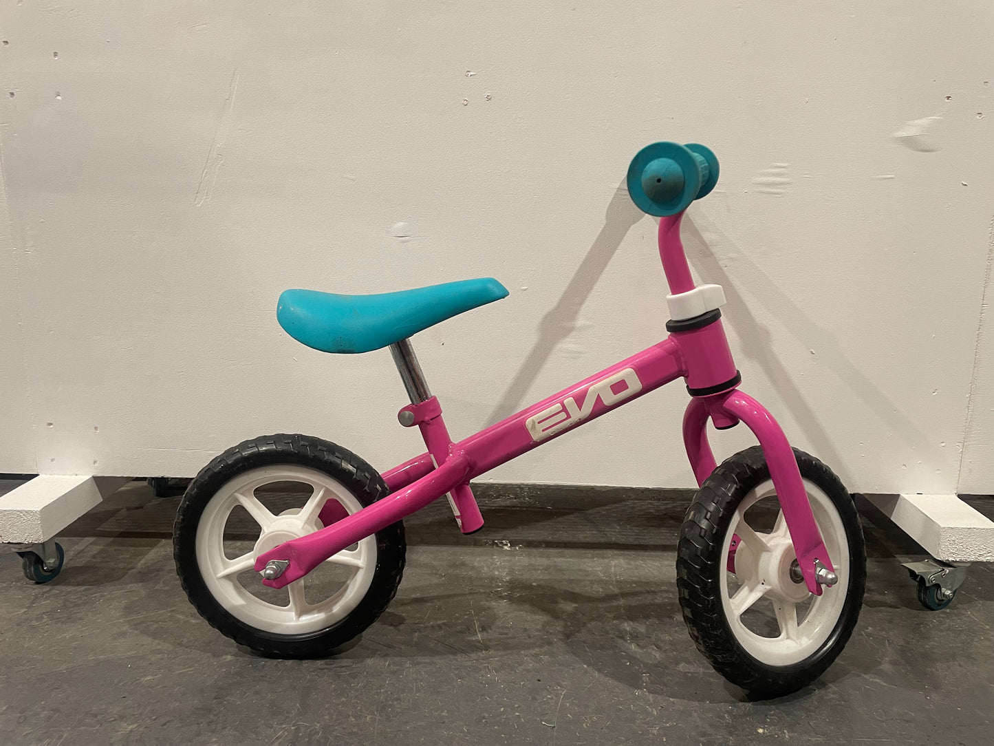 Serviced Pink Evo Balance Bike (Pre-loved)