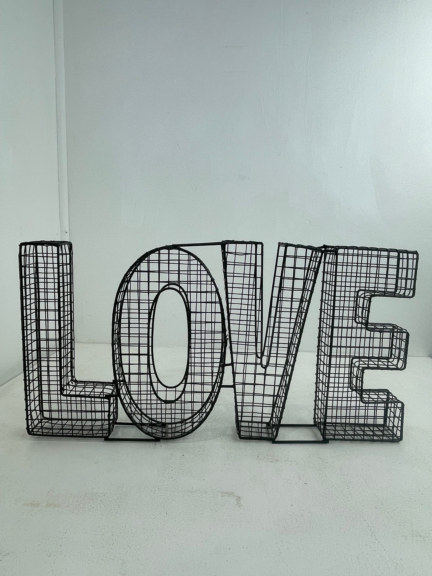 LOVE Wire Sign (Pre-loved)