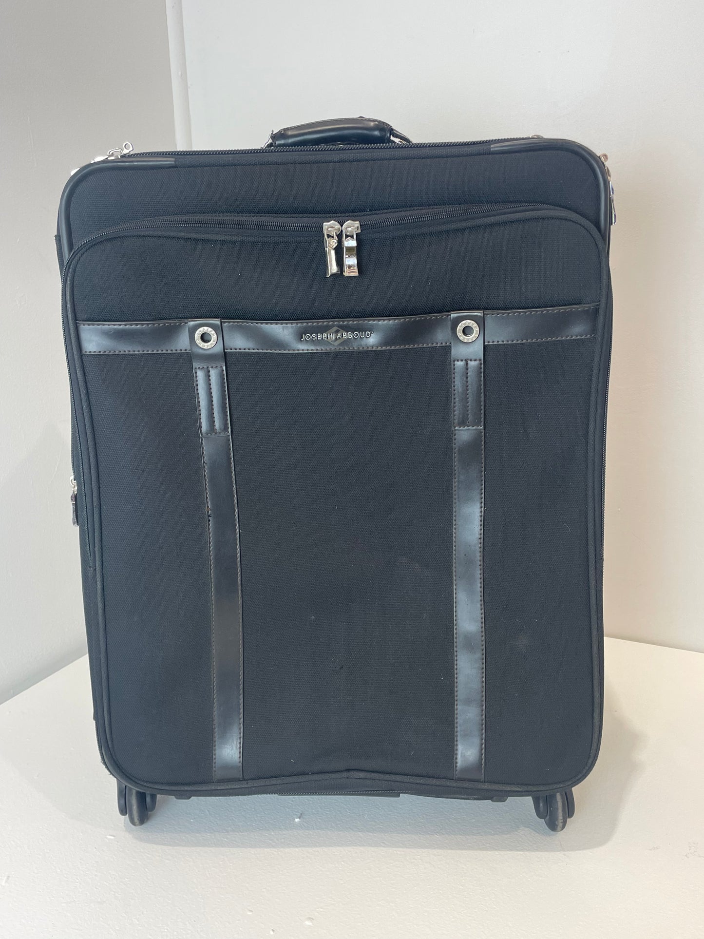 Joseph Abboud Black Suitcase (Pre-loved)