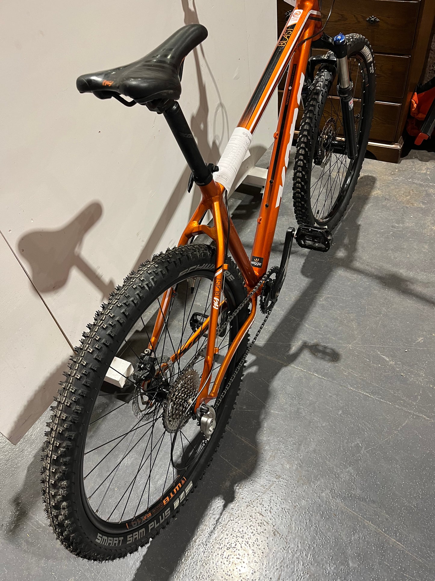 Kona Blast Orange 27.5” Mountain Bike (Pre-Loved)