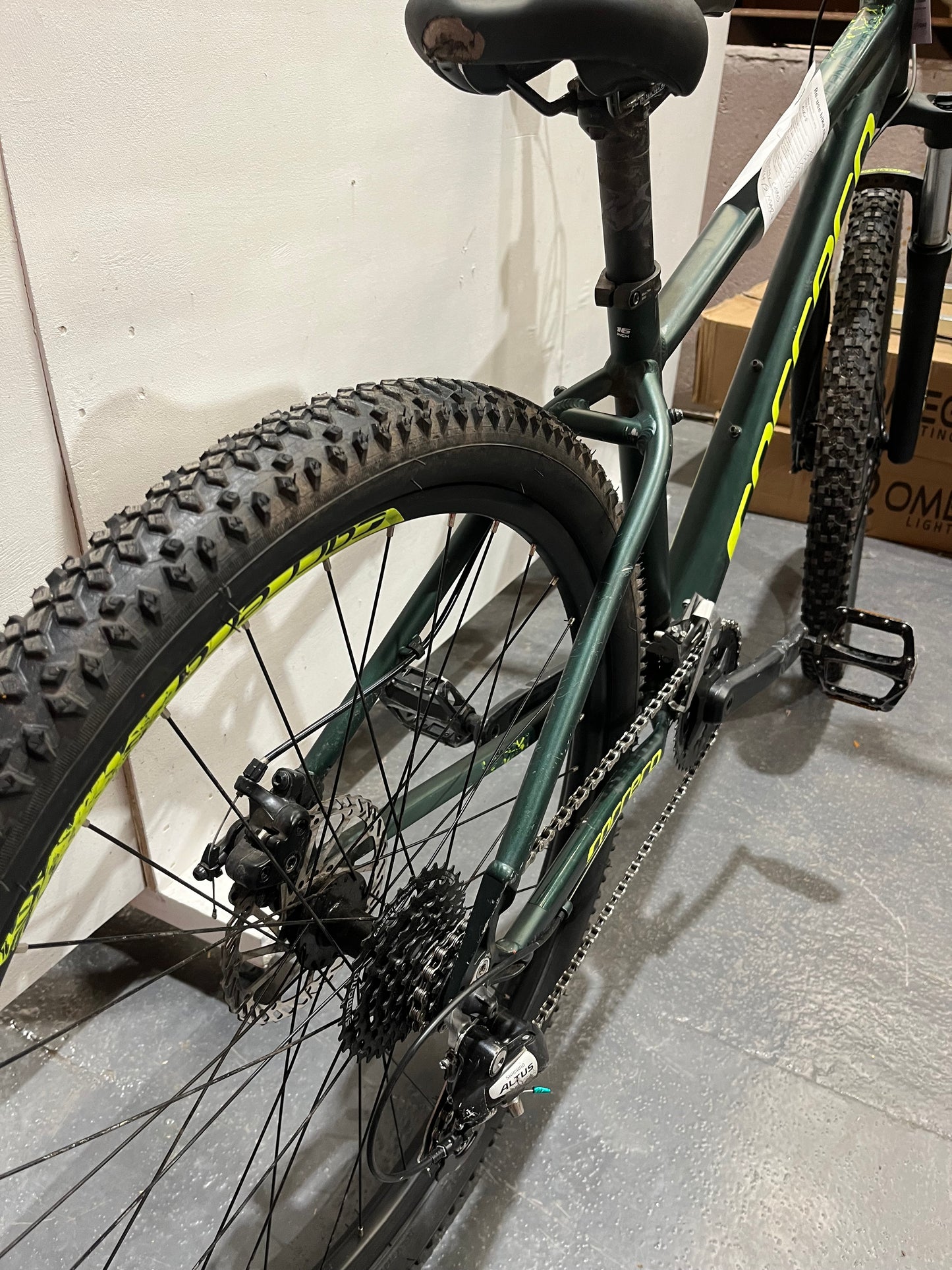 Carrera Green 27.5” Mountain Bike (Pre-Loved)