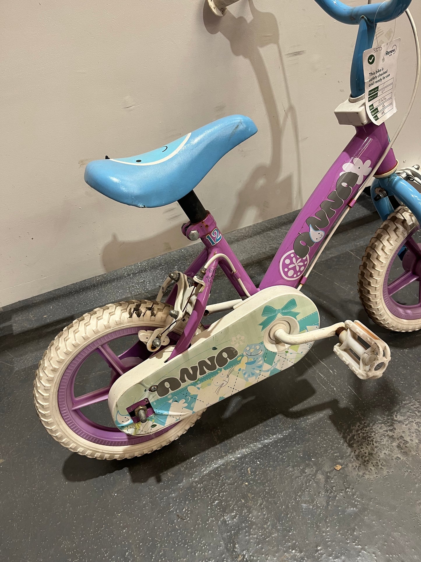 Anna Light Purple 10” Children’s Bike (Pre-Loved)
