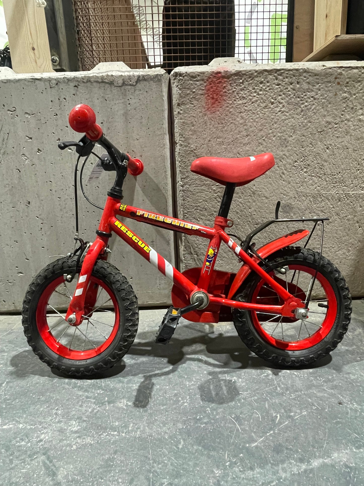 Serviced Fire Rescue 12” Bike (Pre-loved)