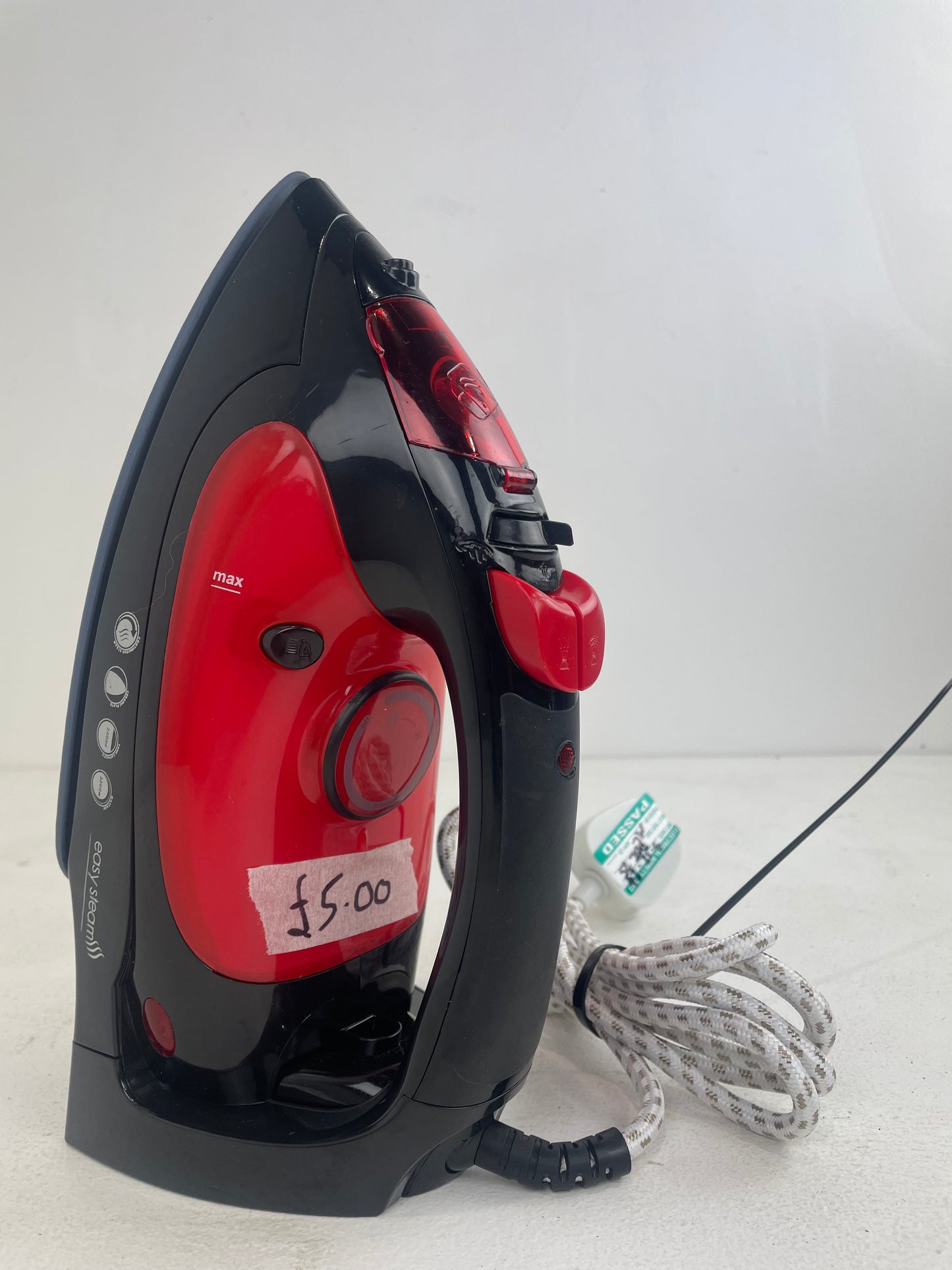 Easy Steam Iron (Pre-loved)