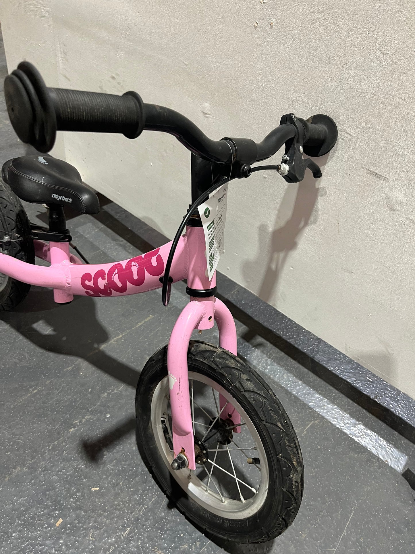 Scoot Light Pink 12” Children’s Balance Bike (Pre-Loved)