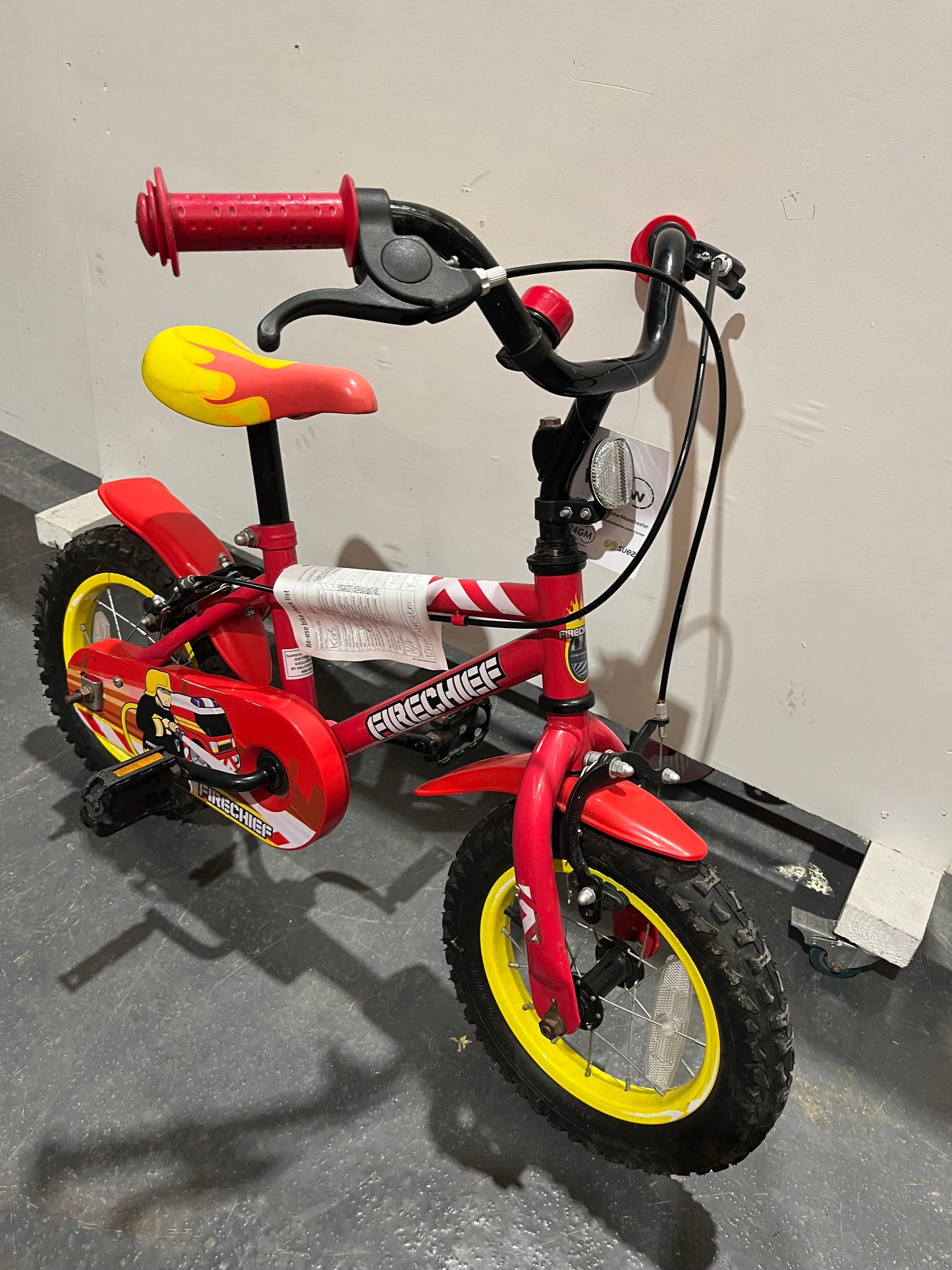 Fire Chiefs Red 12” Children’s Bike (Pre-Loved)