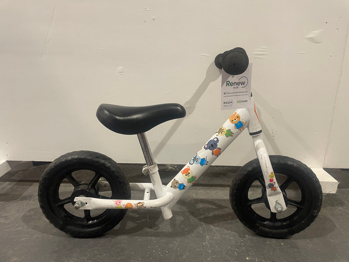 Serviced White Balance Bike (Pre-loved)