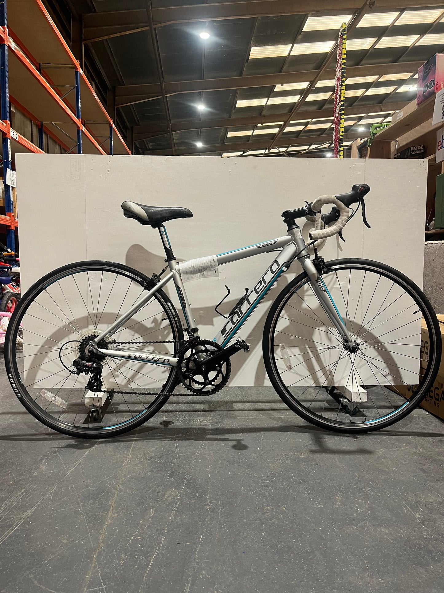 Carrero Zelos 700c Road Bike (Pre-Loved)