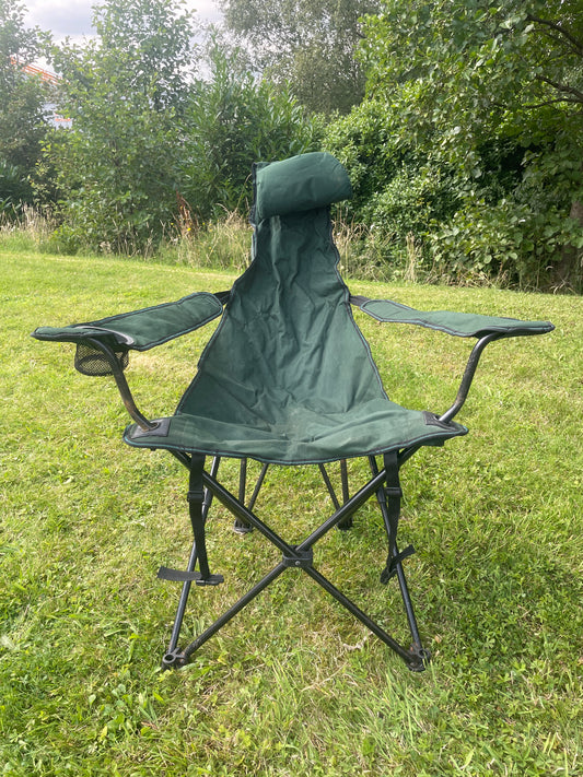 Camping folding green chair with attachable footrest and bag (Pre-loved)