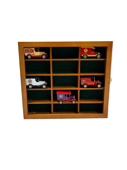 Wooden Vintage Car Wall Hanging (Pre-loved)