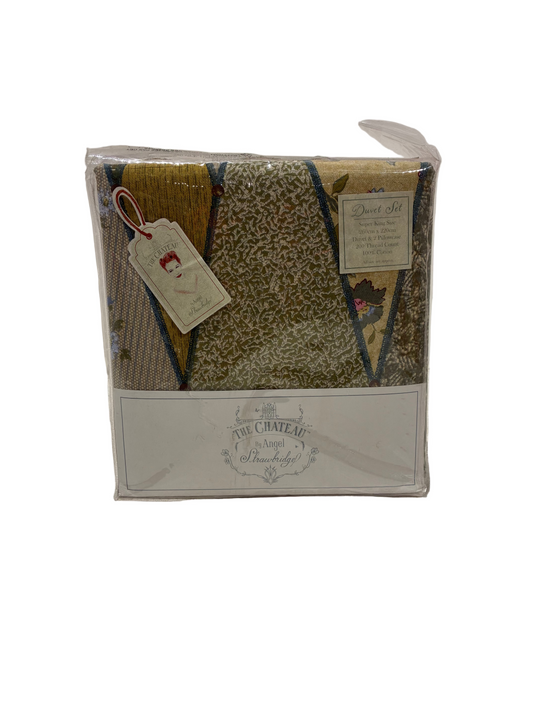 The Chateau By Angel Strawbridge Super King Size Duvet Set (New)