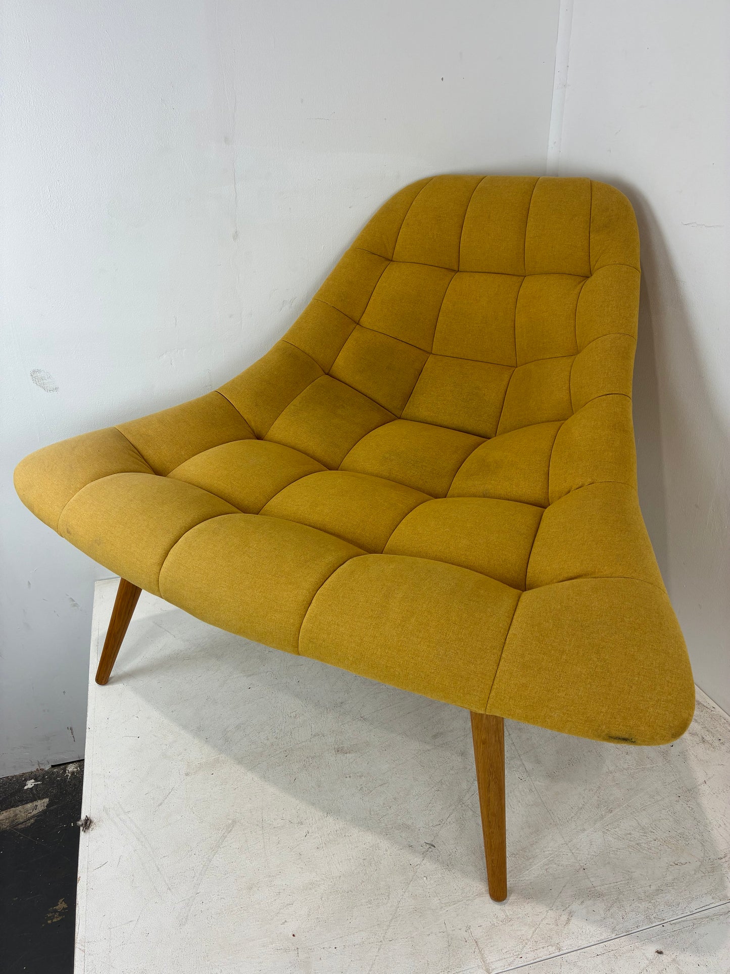 Modern Kolton Accent Chair (Pre-loved)