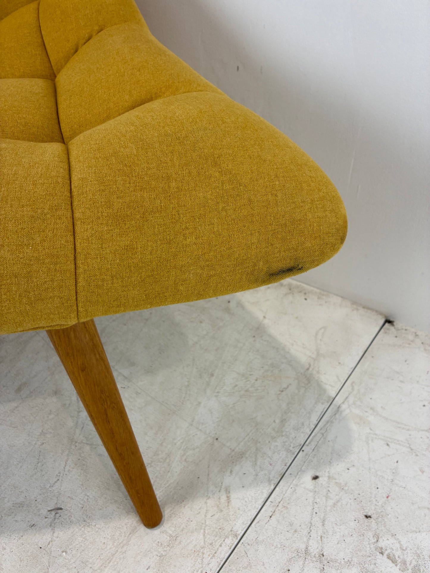 Modern Kolton Accent Chair (Pre-loved)