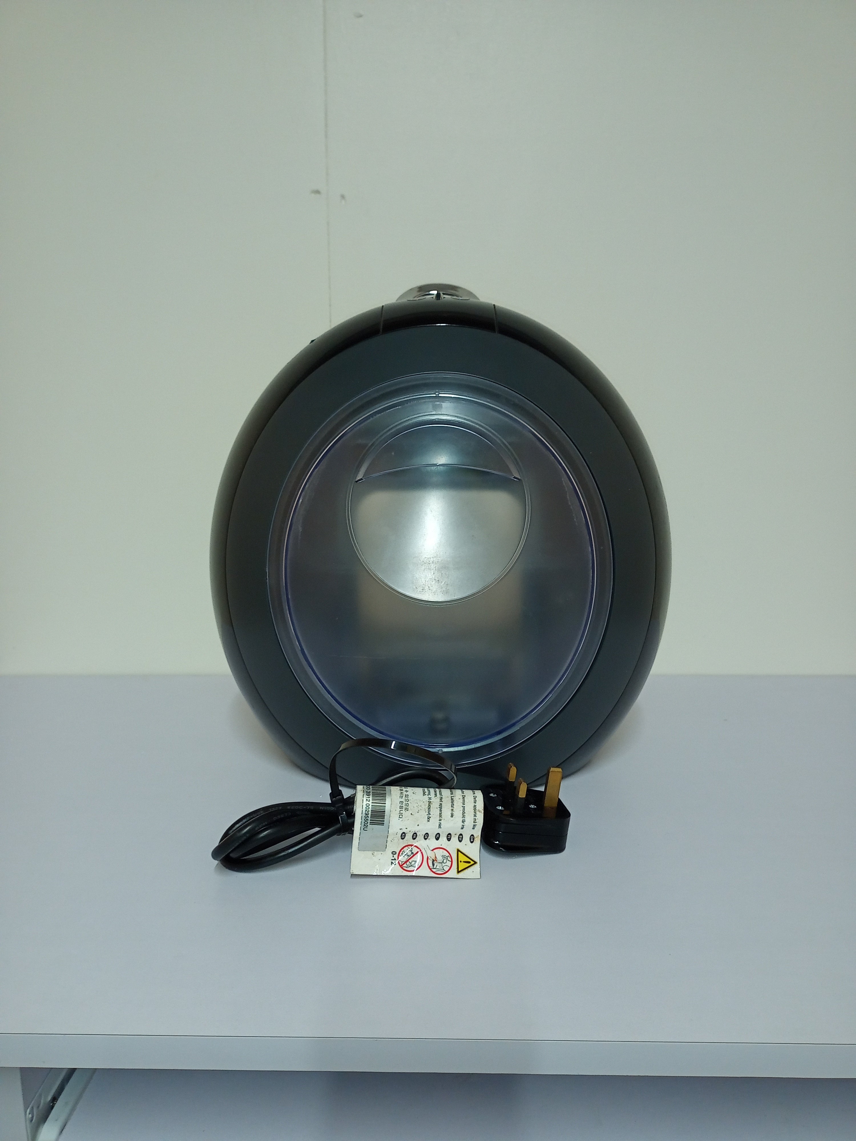 DeLonghi Dolce Gusto Coffee Machine (PreLoved) Renew Greater Manchester