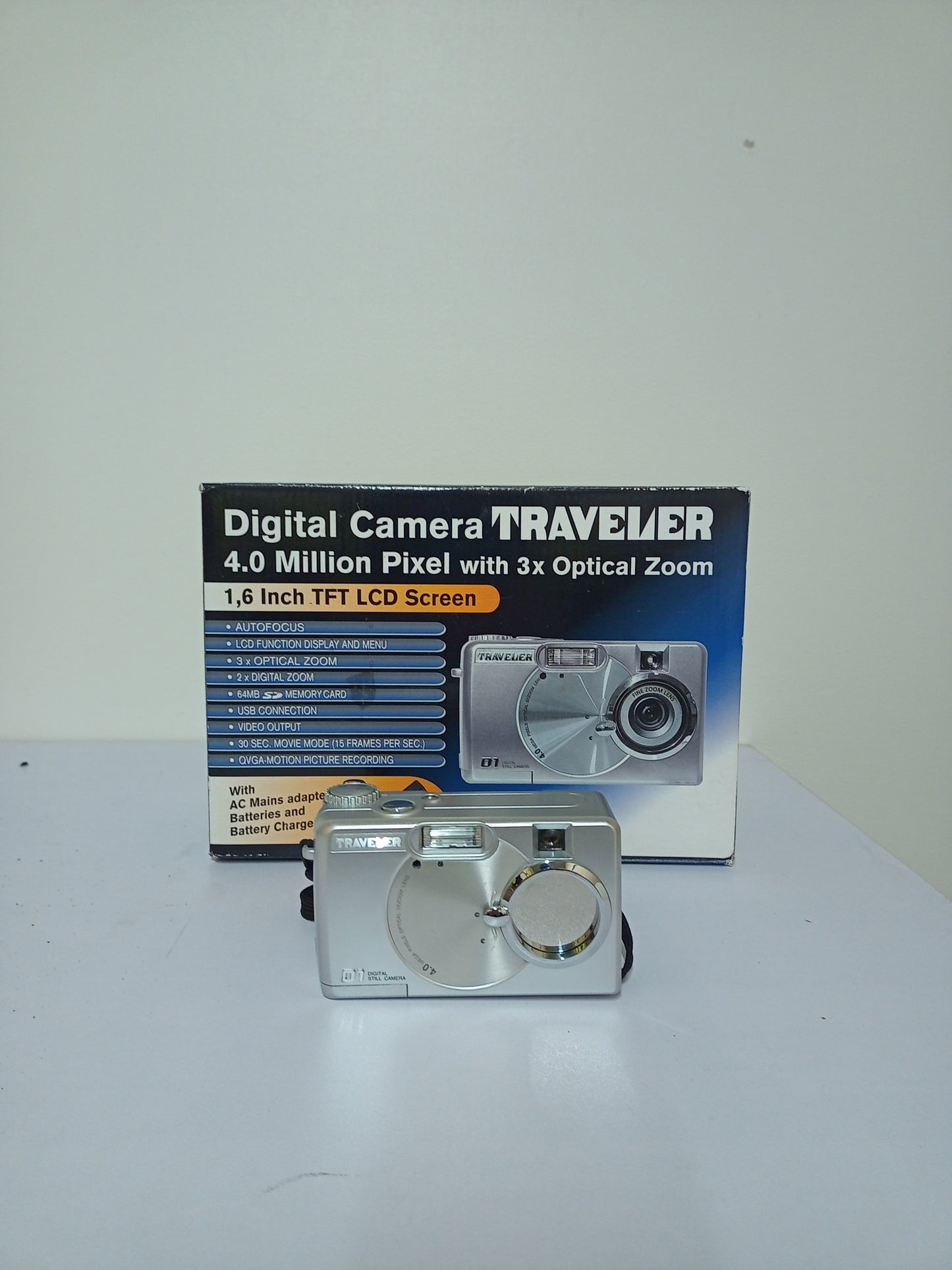 Traveler Digital Camera 