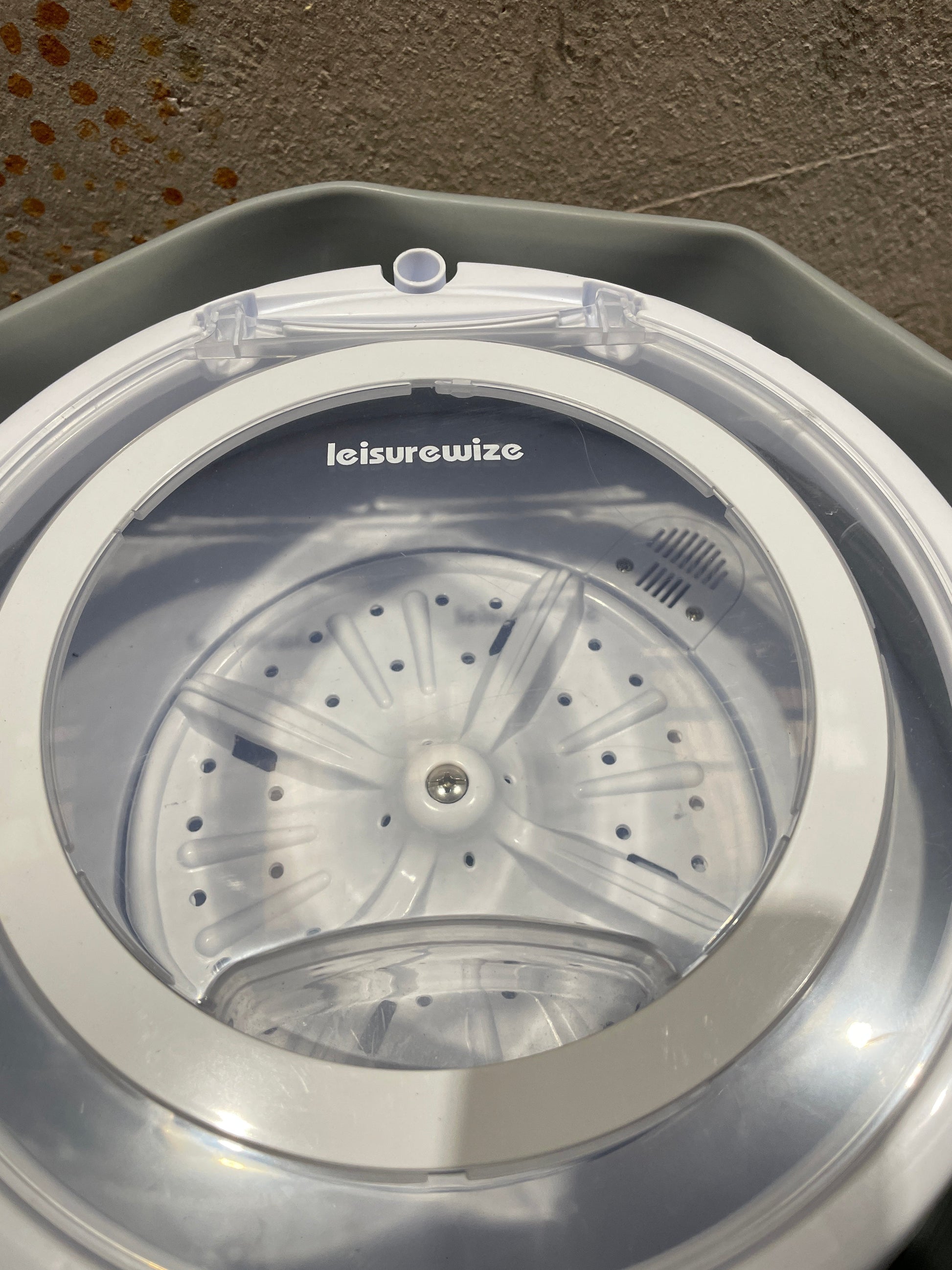 Leisurewize Collapsible Washing Machine (Pre-Loved) Renew Greater Manchester