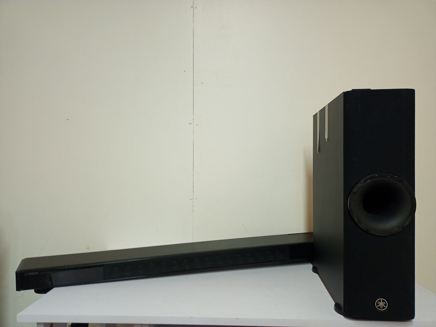 Yamaha NS-WSW120 Sub & YSP-2500 Sound bar (Pre-loved)