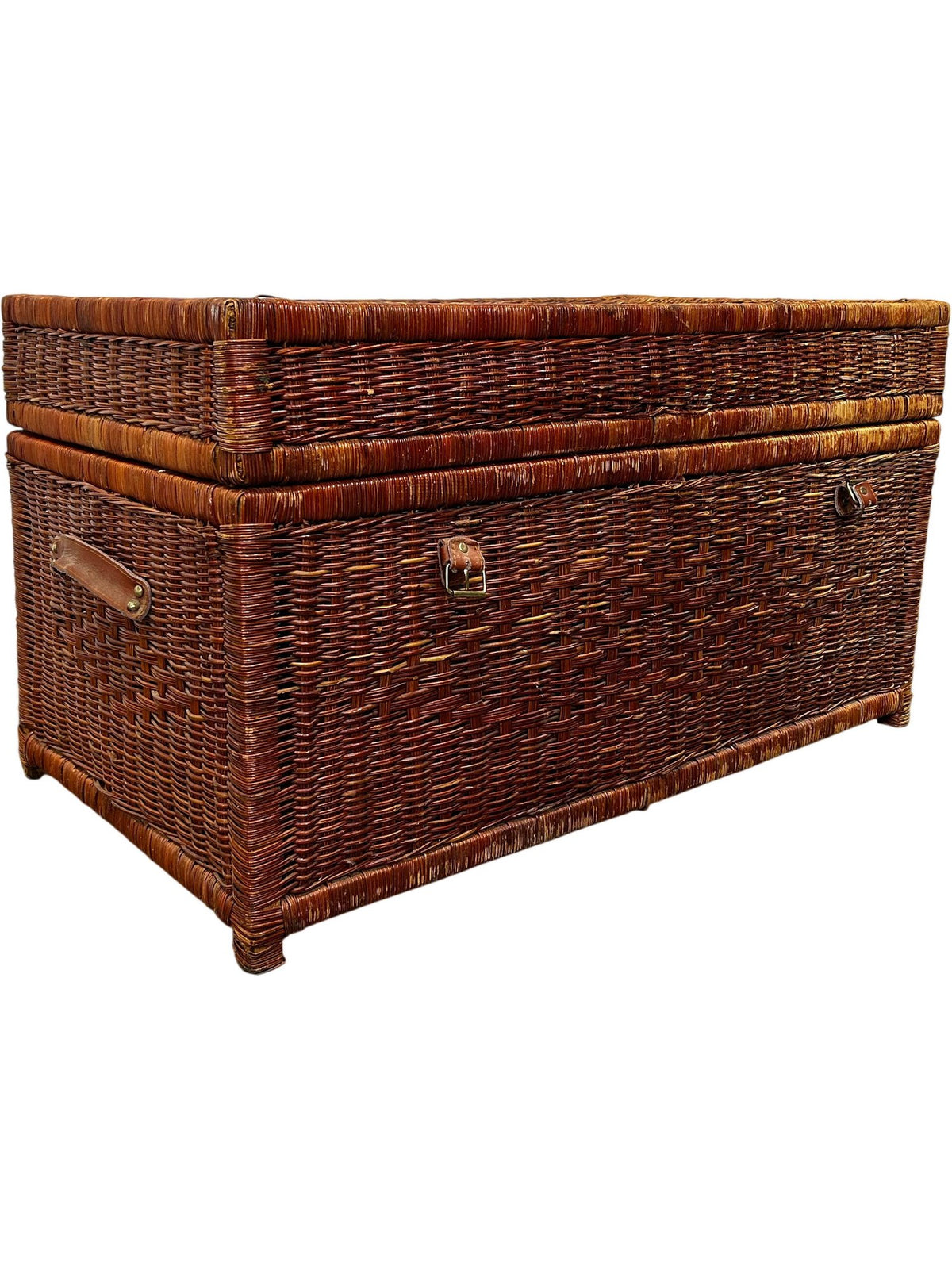 Large Wicker Storage Chest Rattan Trunk Basket with Handles 90cm (Pre-Loved)