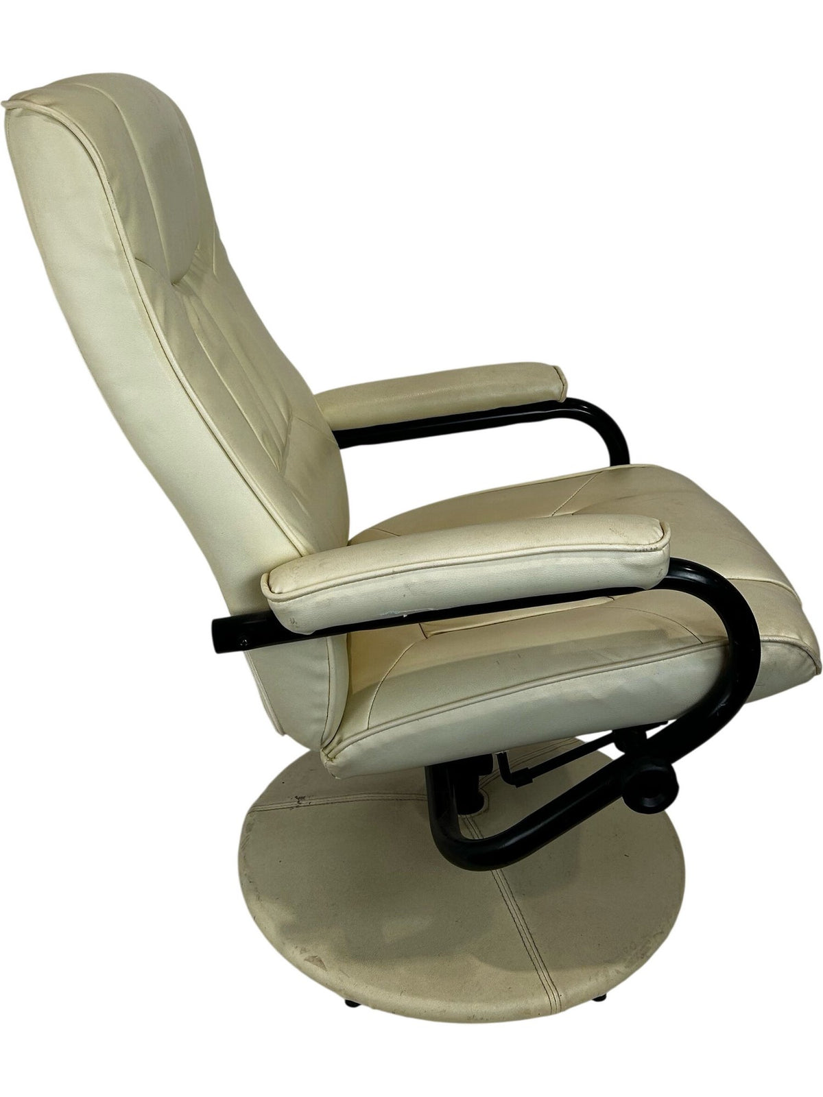 Cream Swivel Recliner Lounge Chair High Back Pedestal Base Armchair (Pre-Loved)