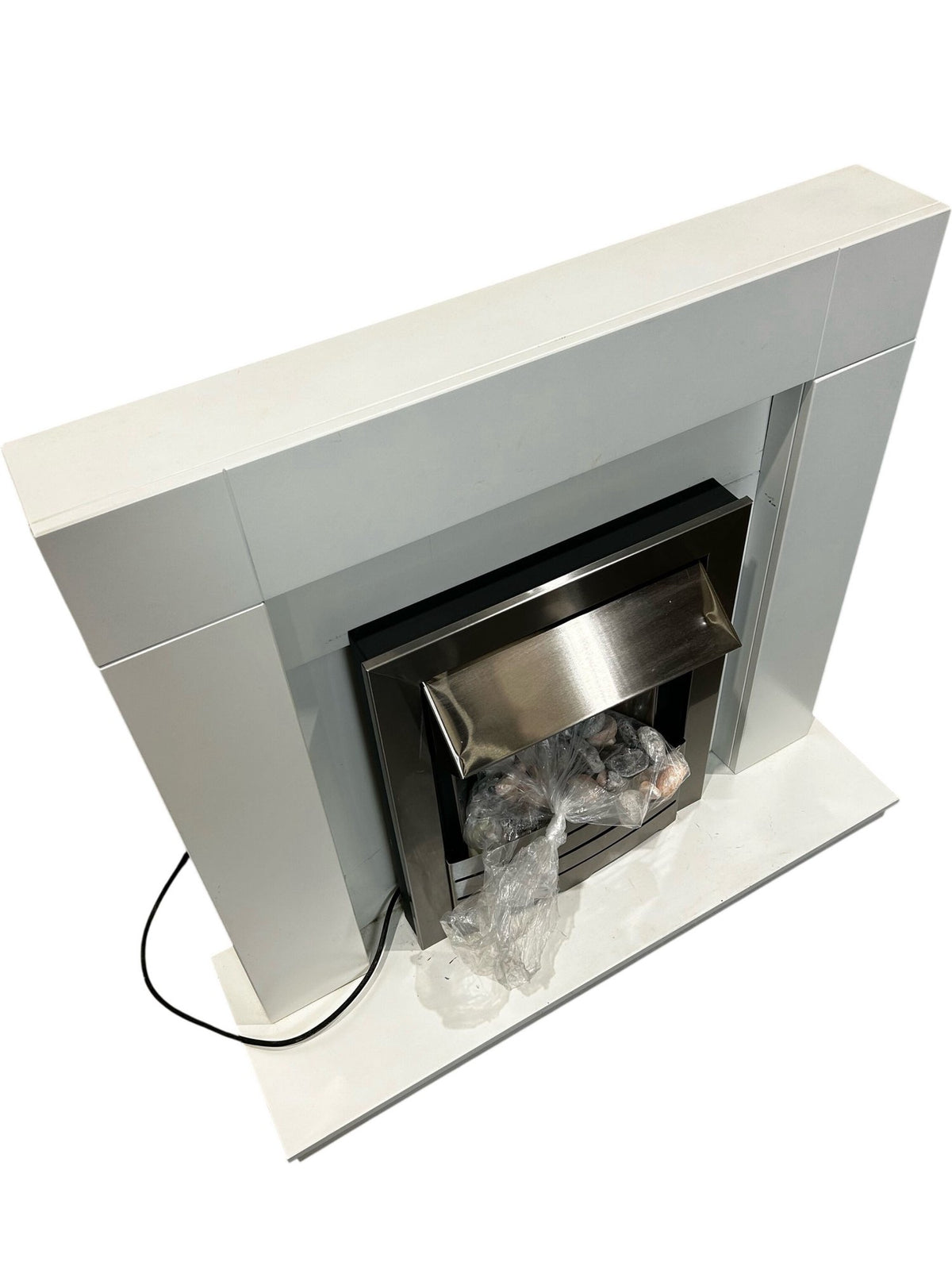Helios Fire 1038 Electric Fireplace Suite White Surround (Pre-Loved)