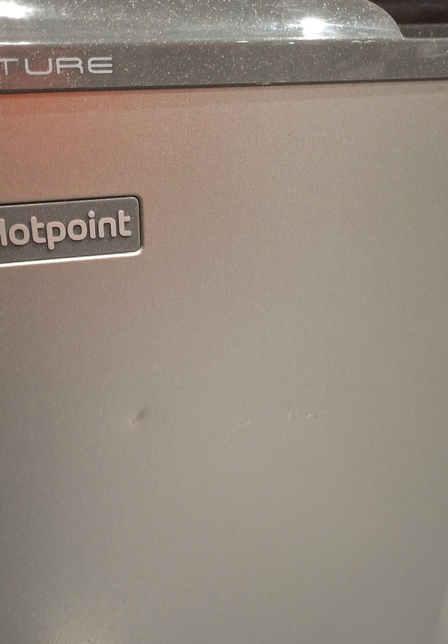 Hotpoint RLA36P1 Freestanding Fridge (pre-loved)
