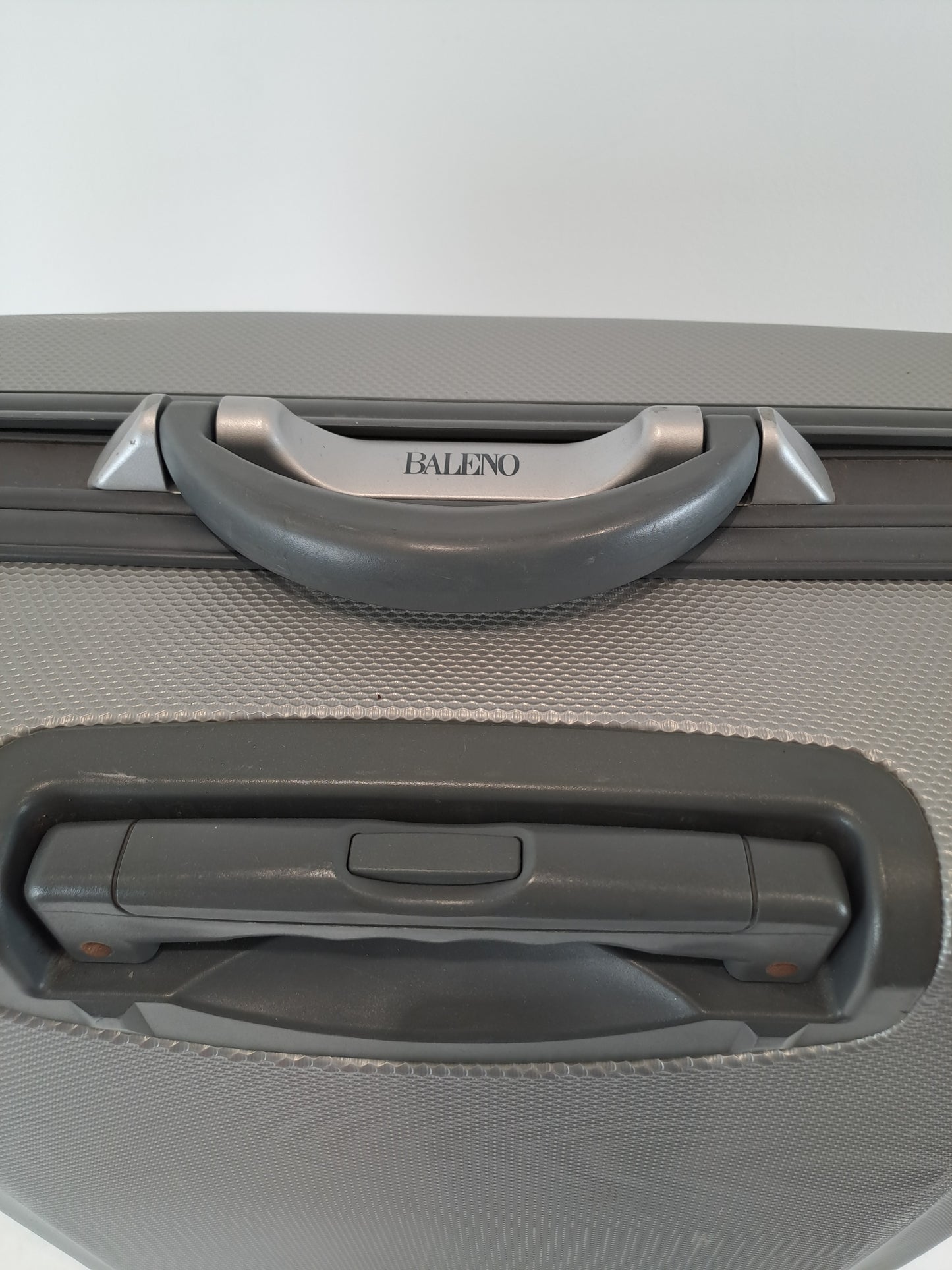 Large Travel Suitcase (Pre-loved)