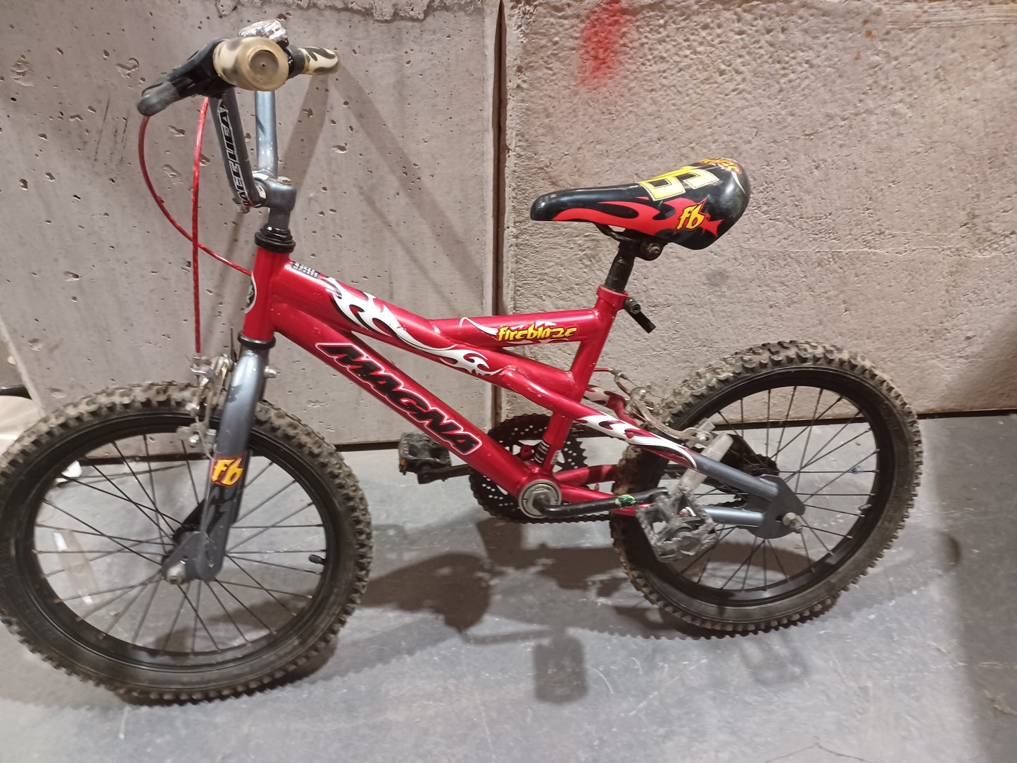 Serviced Red Magna Children's Bike, 14" (Pre-Loved)