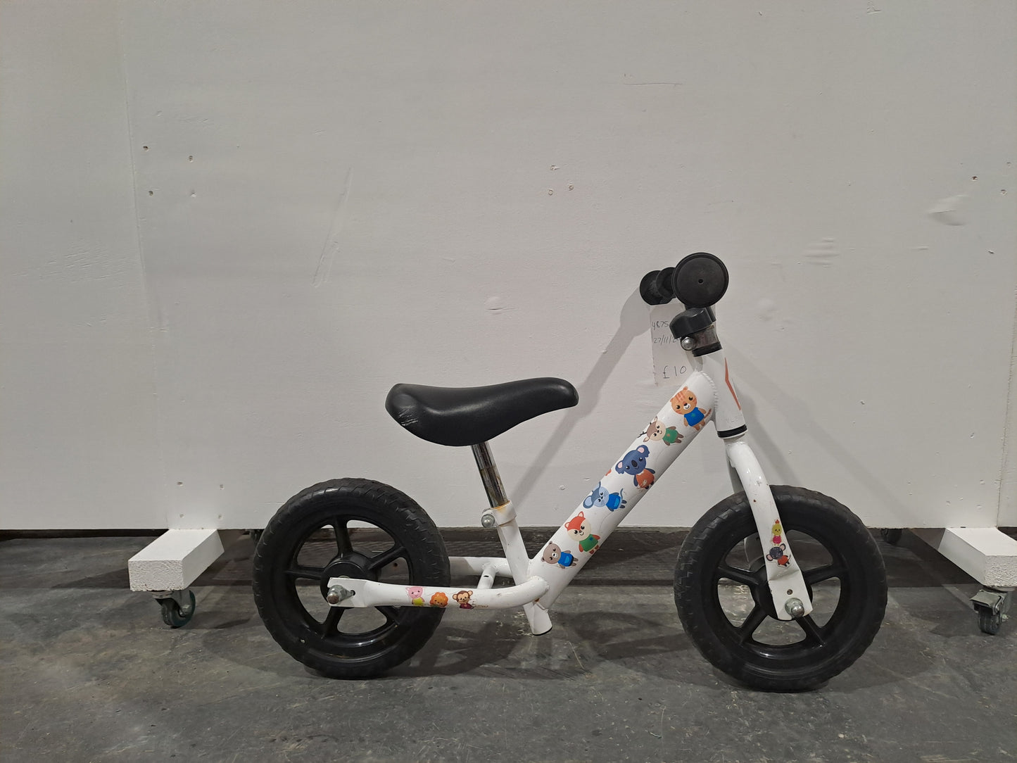 Serviced White Balance Bike (Pre-loved)